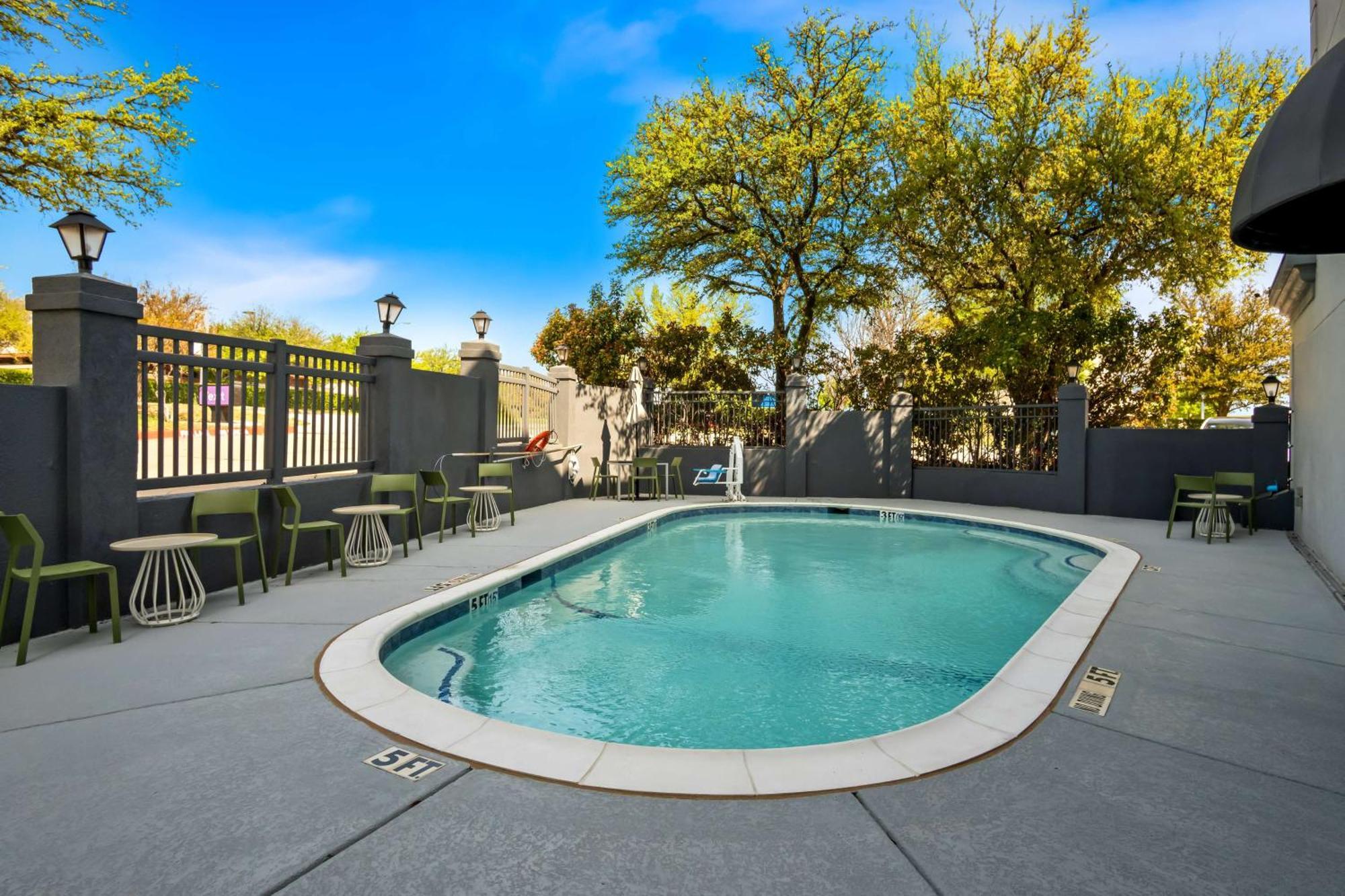 Spark By Hilton Grapevine Dfw North Exterior foto